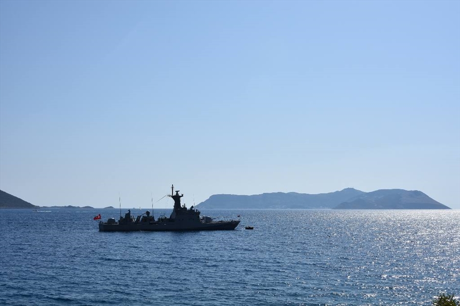 Dünya Savaş Tarihinde Topçu Atışı ile Uçak Gemisi Batıran Kahraman Türk Subayı Yzb. Mustafa Ertuğrul Aker İçin Antalya’da Anma Töreni Düzenlendi