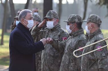 Millî Savunma Bakanı Hulusi Akar, NATO Görevini Başarıyla Tamamlayan 3’üncü Kolordu Komutanlığına Kutlama Ziyaretinde Bulundu