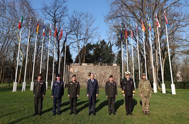 Millî Savunma Bakanı Hulusi Akar, NATO Görevini Başarıyla Tamamlayan 3’üncü Kolordu Komutanlığına Kutlama Ziyaretinde Bulundu