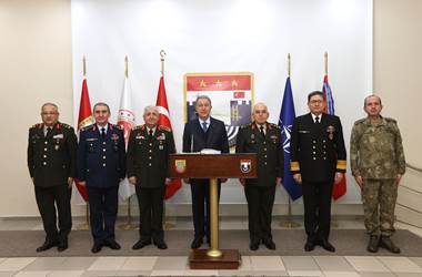 Millî Savunma Bakanı Hulusi Akar, NATO Görevini Başarıyla Tamamlayan 3’üncü Kolordu Komutanlığına Kutlama Ziyaretinde Bulundu