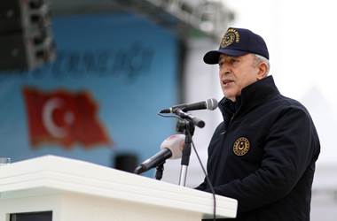 Millî Savunma Bakanı Hulusi Akar, “İHA’ların Yuvasında” Konuştu: “Bu Yılın Başından İtibaren Etkisiz Hâle Getirilen Terörist Sayısı 2 Bin 631 Oldu”