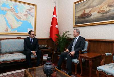Millî Savunma Bakanı Hulusi Akar, Türkiye'nin Priştine Büyükelçiliğine Atanan Tunç Angılı'yı Kabul Etti
