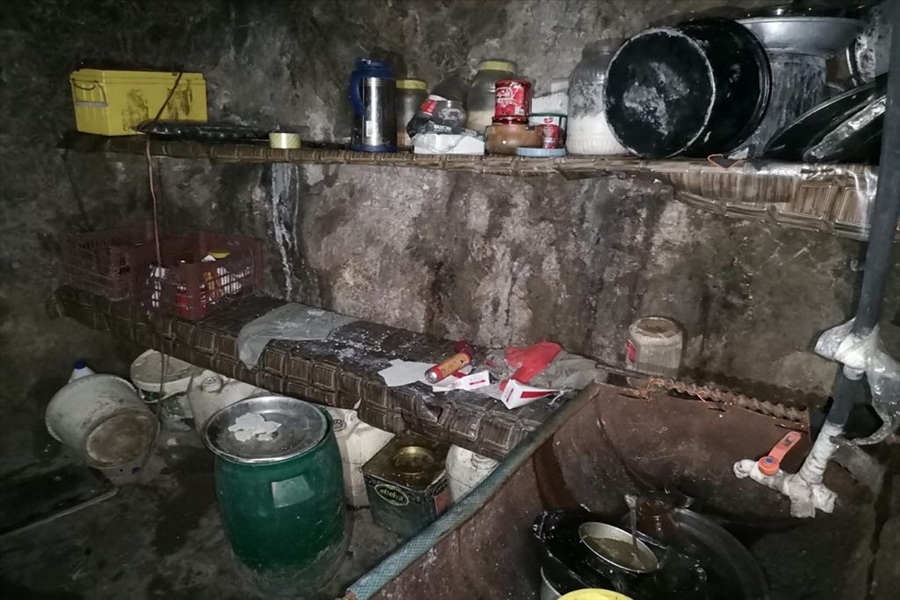 Pençe-Yıldırım ve Pençe-Şimşek Operasyonları Kapsamında Terör Örgütü PKK’ya Ait 2 Girişli 14 Odalı Bir Mağara Tespit Edildi