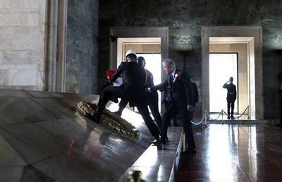 Millî Savunma Bakanı Hulusi Akar, Beraberindeki TSK Komuta Kademesi ile OYAK'ın 62'nci Olağan Genel Kurulu’na Katıldı