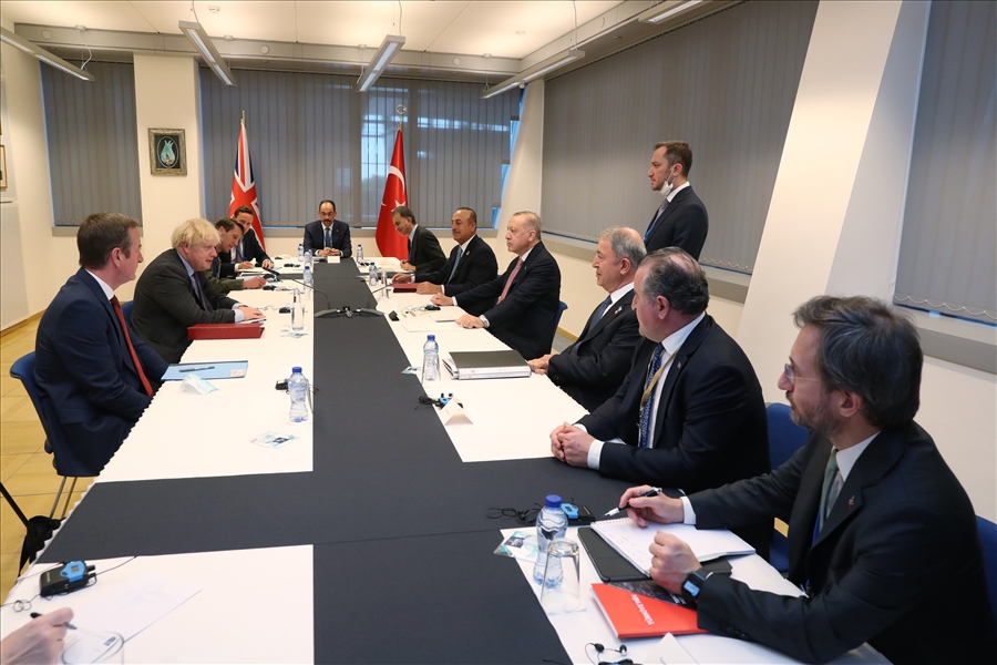 Millî Savunma Bakanı Hulusi Akar, NATO Liderler Zirvesi'nde Cumhurbaşkanımız Sn. Erdoğan’a Eşlik Etti