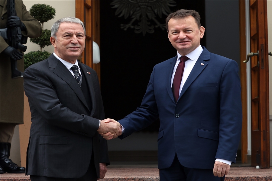 Millî Savunma Bakanı Hulusi Akar, Polonya Savunma Bakanı Marıusz Blaszczak İle Bir Araya Geldi