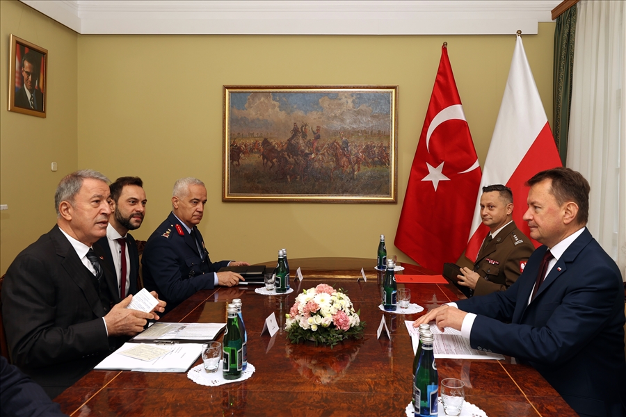 Millî Savunma Bakanı Hulusi Akar, Polonya Savunma Bakanı Marıusz Blaszczak İle Bir Araya Geldi