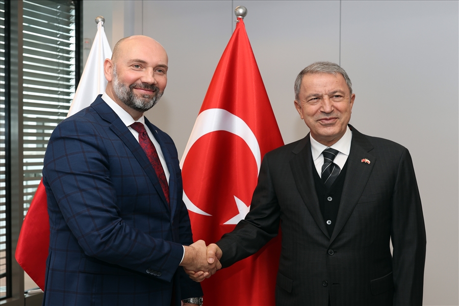 Millî Savunma Bakanı Hulusi Akar, Polonya Silahlanma Grubu’nu Ziyaret Etti  