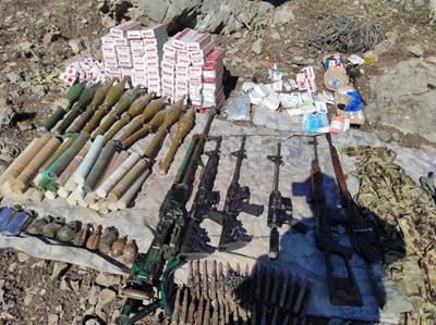 Pençe-Kilit Operasyonu’nda Teröristlere Ait Çok Sayıda Silah ve Mühimmat Ele Geçirildi