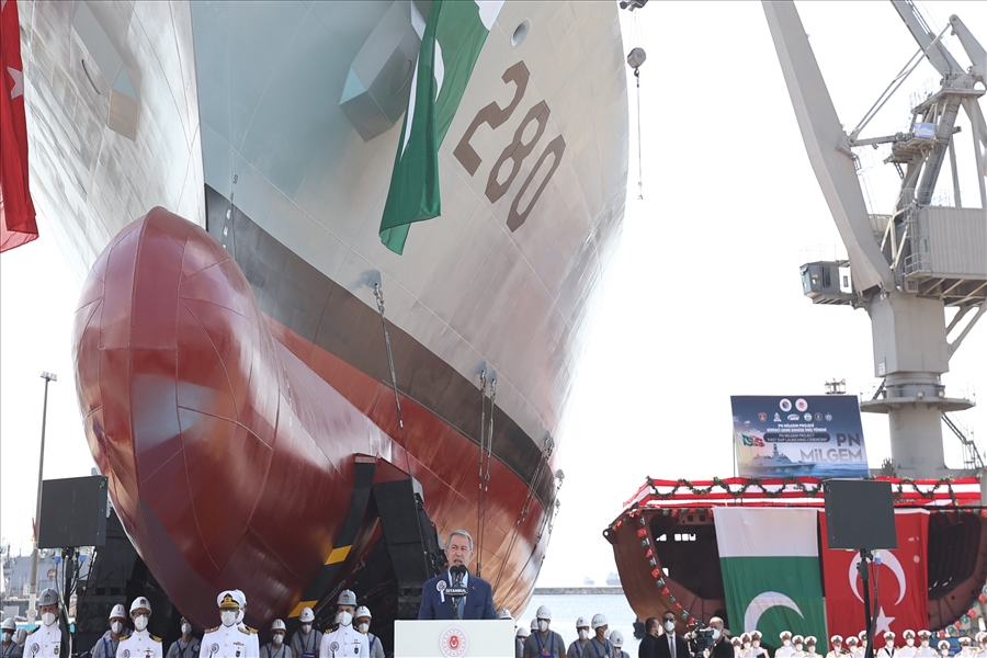 PN MİLGEM Projesi'nde İlk Gemi Denize İndirildi