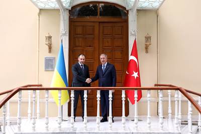 Millî Savunma Bakanı Hulusi Akar ve Ukrayna Altyapı Bakanı Oleksandr Kubrakov, Müşterek Koordinasyon Merkezini Ziyaret Etti  