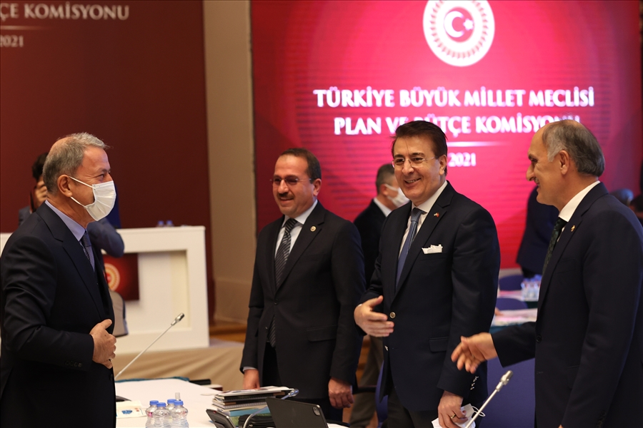 Millî Savunma Bakanı Hulusi Akar, TBMM Plan ve Bütçe Komisyonunda Bakanlığın 2022 Yılı Bütçesinin Sunumunu Gerçekleştirdi