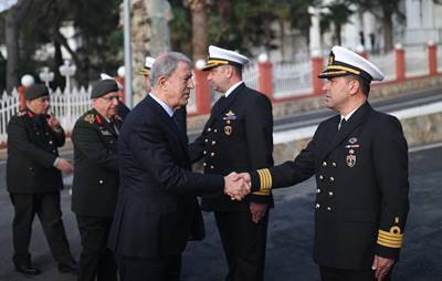 Millî Savunma Bakanı Hulusi Akar, Kuzey Deniz Saha Komutanlığında İnceleme ve Denetlemelerde Bulundu
