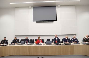 Millî Savunma Bakanı Hulusi Akar, Kuzey Makedonya Savunma Bakanı Slavjanka Petrovska ile Bir Araya Geldi