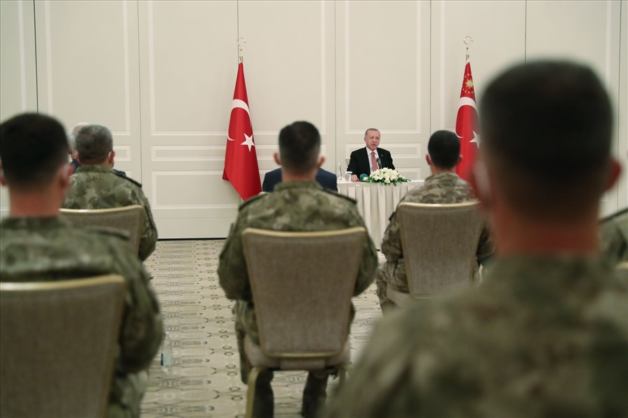 Cumhurbaşkanımız Sn. Recep Tayyip Erdoğan, Azerbaycan Görev Grubundaki Askerlerimizi Kabul Etti
