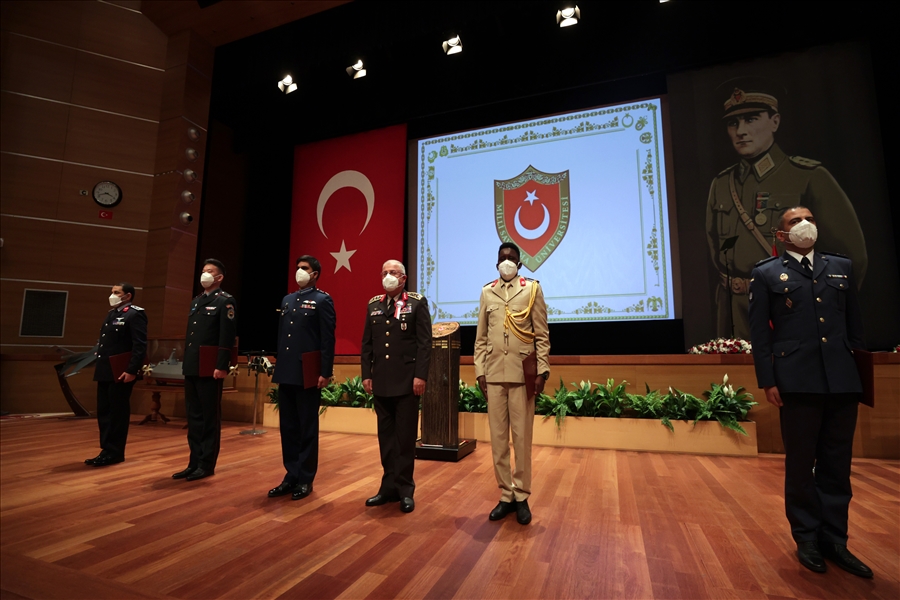 Millî Savunma Bakanı Hulusi Akar, Millî Savunma Üniversitesindeki Törende Konuştu