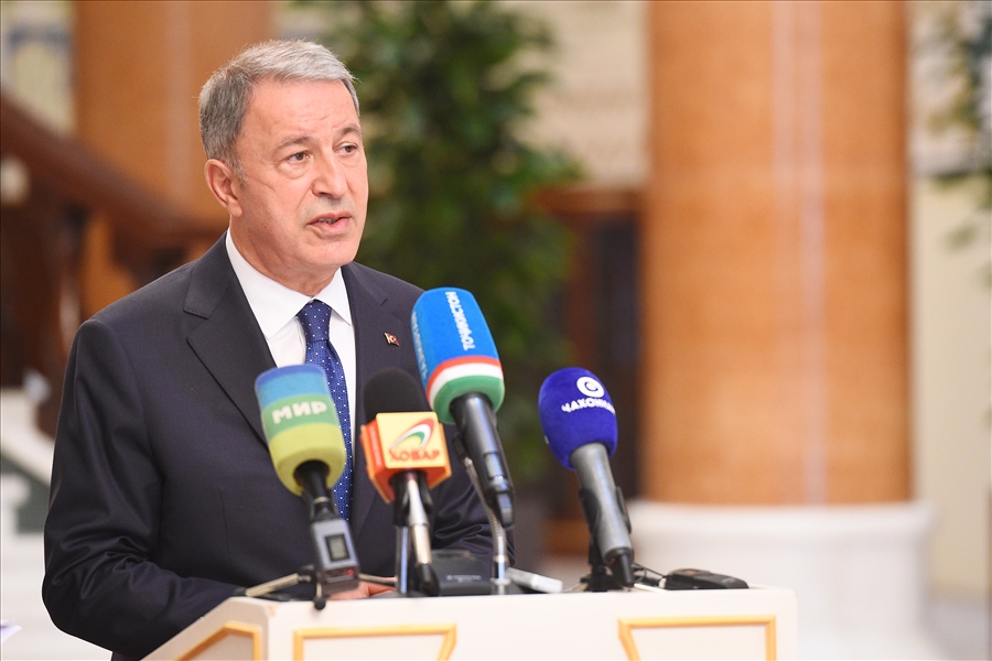 Millî Savunma Bakanı Hulusi Akar, Tacikistan Cumhurbaşkanı Sn. İmamali Rahman ile Görüştü