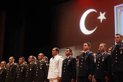 Millî Savunma Bakanı Hulusi Akar, Cumhurbaşkanımız Sn. Erdoğan’ın Teşrifleriyle Gerçekleşen Millî Savunma Üniversitesi Komuta Kurmay Eğitimi ve Karargâh Subaylığı Eğitimi Mezuniyet Töreni’nde Konuştu