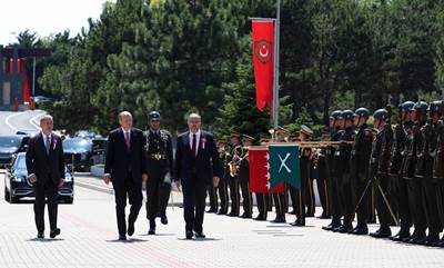 Millî Savunma Bakanı Hulusi Akar, Cumhurbaşkanımız Sn. Erdoğan’ın Teşrifleriyle Gerçekleşen Millî Savunma Üniversitesi Komuta Kurmay Eğitimi ve Karargâh Subaylığı Eğitimi Mezuniyet Töreni’nde Konuştu