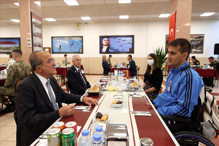 Gaziler Günü Dolayısıyla Millî Savunma Bakanlığında Tören Düzenlendi