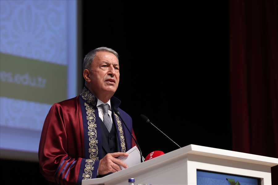 Millî Savunma Bakanı Hulusi Akar’a Erciyes Üniversitesi Tarafından Fahri Doktora Ünvanı Verildi