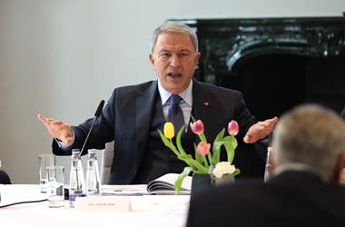 Millî Savunma Bakanı Hulusi Akar, Münih Güvenlik Konferansı Kapsamında "Savunma Politikaları ve İnovasyon Forumu"na Konuşmacı Olarak Katıldı
