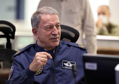 Millî Savunma Bakanı Hulusi Akar: “Irak’ın Kuzeyindeki Terör Hedeflerine Yönelik Pençe-Kilit Operasyonu Başlatıldı”