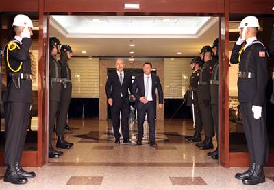 Millî Savunma Bakanı Hulusi Akar, Kosova Savunma Bakanı Armend Mehaj ile Görüştü