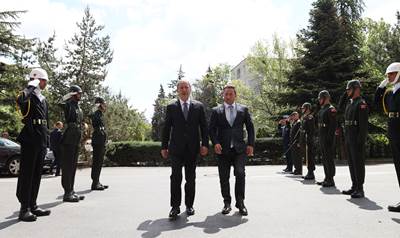 Millî Savunma Bakanı Hulusi Akar, Kosova Savunma Bakanı Armend Mehaj ile Görüştü