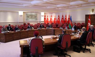 Millî Savunma Bakanı Hulusi Akar, Tek Vatan Harekâtı’nda Gazi Olan Azerbaycan Türkü Askerlerimizle Bir Araya Geldi