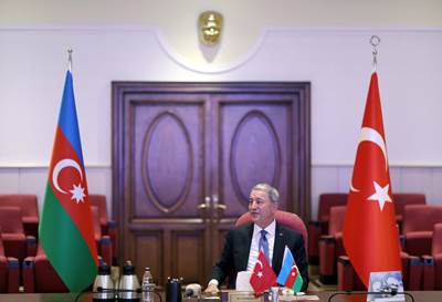 Millî Savunma Bakanı Hulusi Akar, Tek Vatan Harekâtı’nda Gazi Olan Azerbaycan Türkü Askerlerimizle Bir Araya Geldi