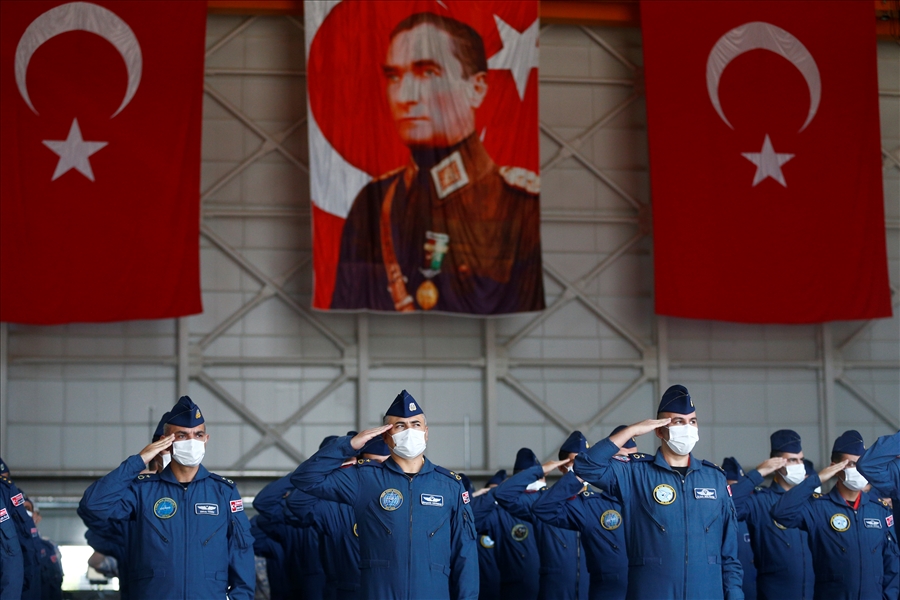 Afganistan’daki Mehmetçiklerin Tahliyesini Gerçekleştiren Uçuş Ekiplerimiz için Kayseri’de Karşılama Töreni Yapıldı