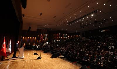 Millî Savunma Bakanı Hulusi Akar, Uludağ Üniversitesinde “Krizde Savunma ve Güvenlik” Konulu Konferans Verdi