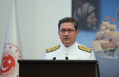 Oramiral Adnan Özbal'ın Emekliye Ayrılması Dolayısıyla Deniz Kuvvetleri Komutanlığında Devir-Teslim Töreni Düzenlendi