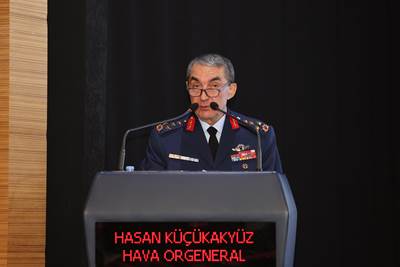 Hava Kuvvetleri Komutanlığında Devir-Teslim: Emekliye Ayrılan Org. Hasan Küçükakyüz Görevi Org. Atilla Gülan’a Devretti