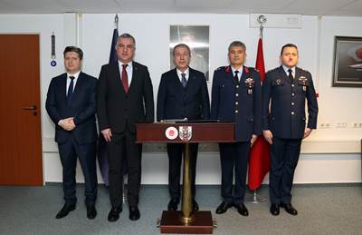 Millî Savunma Bakanı Hulusi Akar’ın da Katıldığı Almanya’daki “Ukrayna Savunma Temas Grup Toplantısı” Başladı