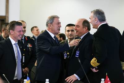 Millî Savunma Bakanı Hulusi Akar’ın da Katıldığı Almanya’daki “Ukrayna Savunma Temas Grup Toplantısı” Başladı