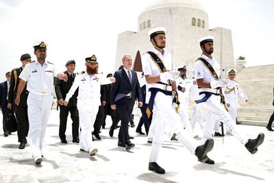 Millî Savunma Bakanı Hulusi Akar, Pakistan’ın Kurucusu Muhammed Ali Cinnah'ın Anıt Mezarını Ziyaret Etti