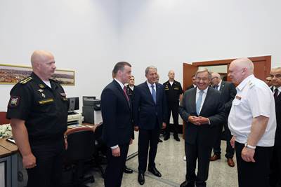 Millî Savunma Bakanı Hulusi Akar ve BM Genel Sekreteri Antonio Guterres Müşterek Koordinasyon Merkezinde İncelemelerde Bulundu