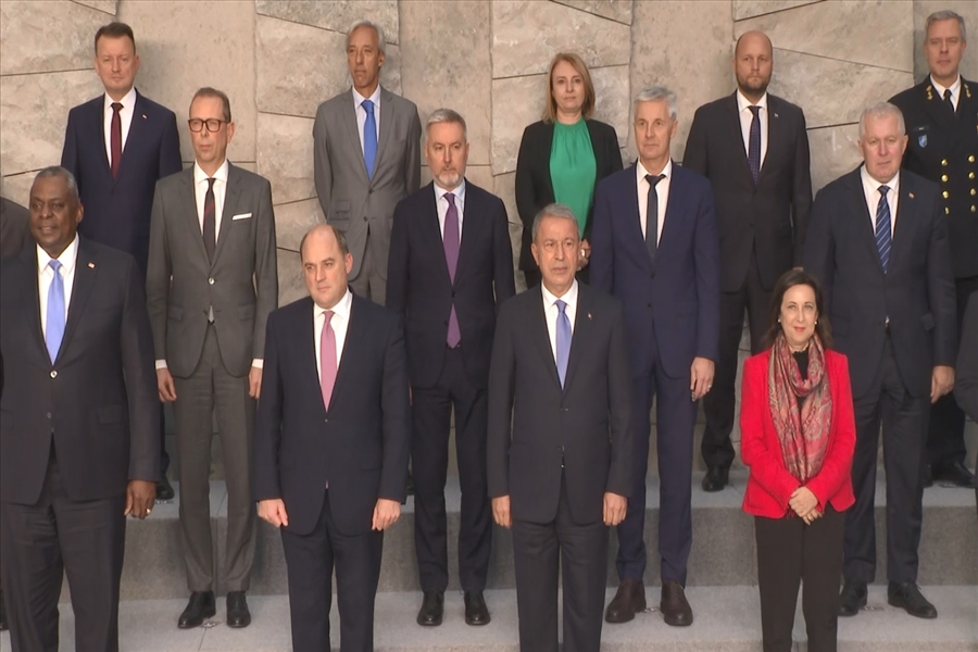 Millî Savunma Bakanı Hulusi Akar, NATO Savunma Bakanları Toplantısı’nın İlk Gün Oturumlarına Katıldı