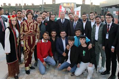 Millî Savunma Bakanı Hulusi Akar, Edirne’de Gençlerle Buluştu