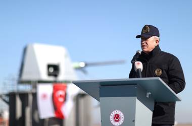 Denizde Millî Gurur! 76/62 mm Millî Deniz Topu’nun Test Atışı Başarıyla Gerçekleştirildi  