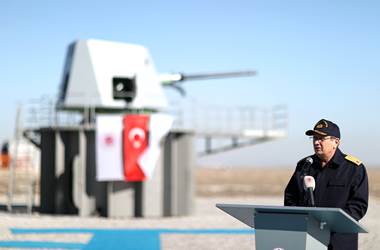 Denizde Millî Gurur! 76/62 mm Millî Deniz Topu’nun Test Atışı Başarıyla Gerçekleştirildi  
