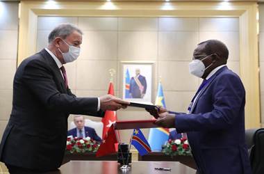Kongo Demokratik Cumhuriyeti Savunma Bakanı Emekli Tümgeneral Gilbert Kabanda Kurhenga ile Görüştü