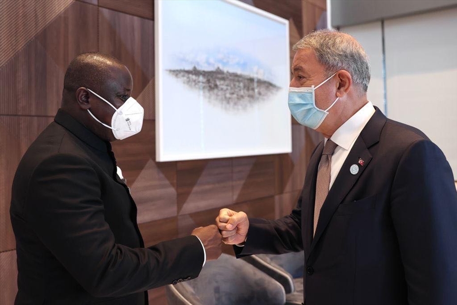 Millî Savunma Bakanı Hulusi Akar, New York’ta Gana Savunma Bakanı Dominic Aduna Bingab Nitiwul ile Görüştü 