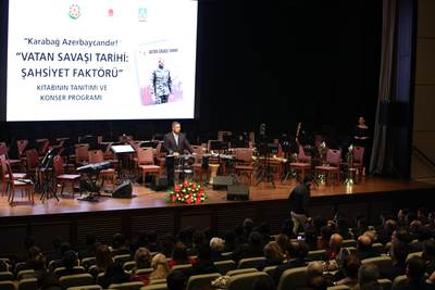 Millî Savunma Bakanı Hulusi Akar: “Azerbaycan Ordusuna Bundan Sonra Kimsenin Yan Bakmasına İmkân ve Fırsat Vermeyeceğiz.”