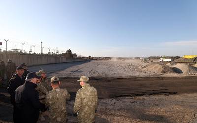 Millî Savunma Bakanı Hulusi Akar, Çadır Kentte Kurulan Mehmetçik Okulunu Ziyaret Etti