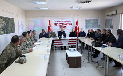 Millî Savunma Bakanı Hulusi Akar, İslahiye ve Nurdağı'nda İncelemelerde Bulundu