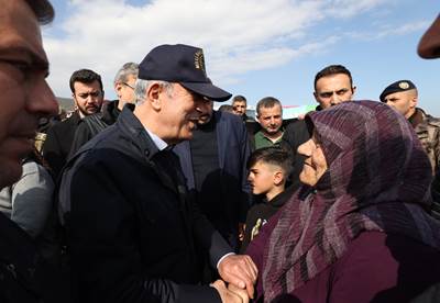Millî Savunma Bakanı Hulusi Akar, İslahiye ve Nurdağı'nda İncelemelerde Bulundu