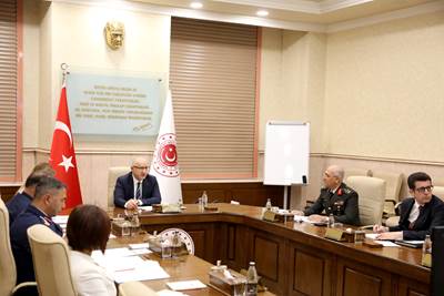Millî Savunma Bakan Yardımcısı Yunus Emre Karaosmanoğlu, 5 Ülkenin Savunma Bakan Yardımcılarıyla Toplantı Yaptı